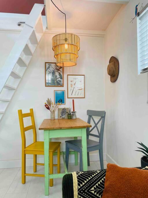The Birdhouse, Tiny Home Close To The Beach Noordwijk Zewnętrze zdjęcie